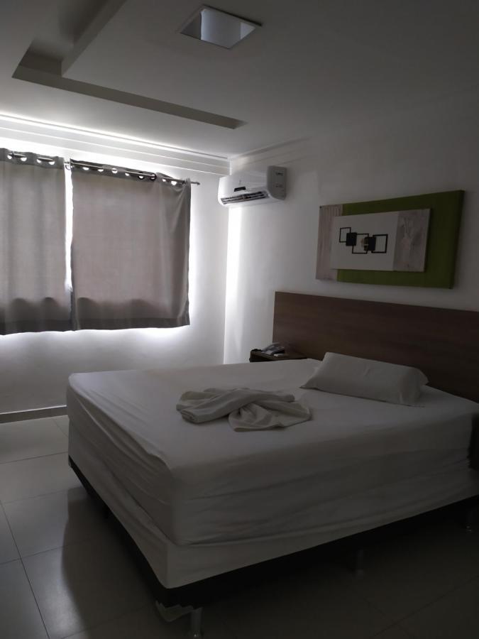 Oyo Hotel Valeria Salvador da Bahia Exterior foto